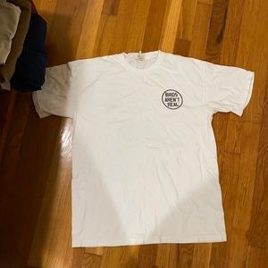100% Cotton Birds Aren’t Real Medium T shirt
